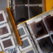 森義利の作品はポジフィルムでデータ化されています。